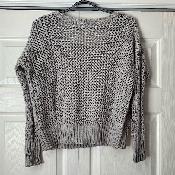 American Eagle Knit Sweater - Picture 3 of 3